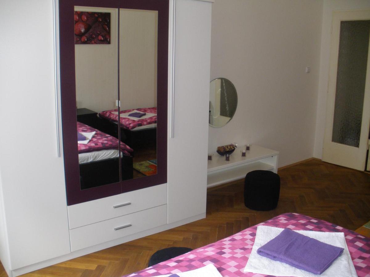 Apartments Tronicek Prag Dış mekan fotoğraf